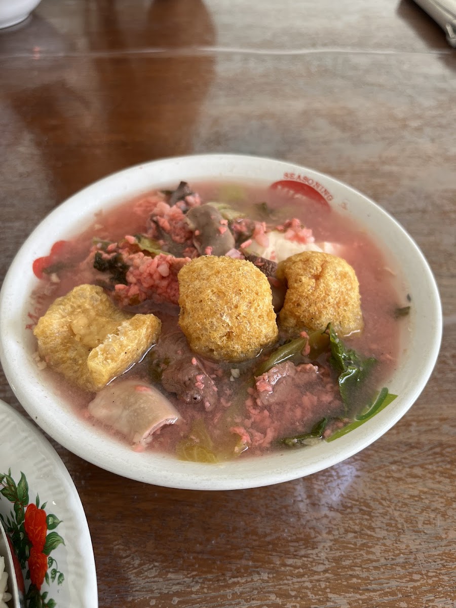Songsui Akwet